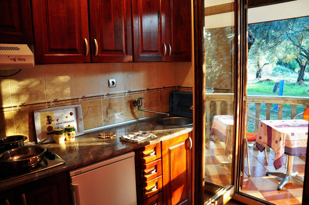 President Bungalows And Apartments ウトイェハ 部屋 写真